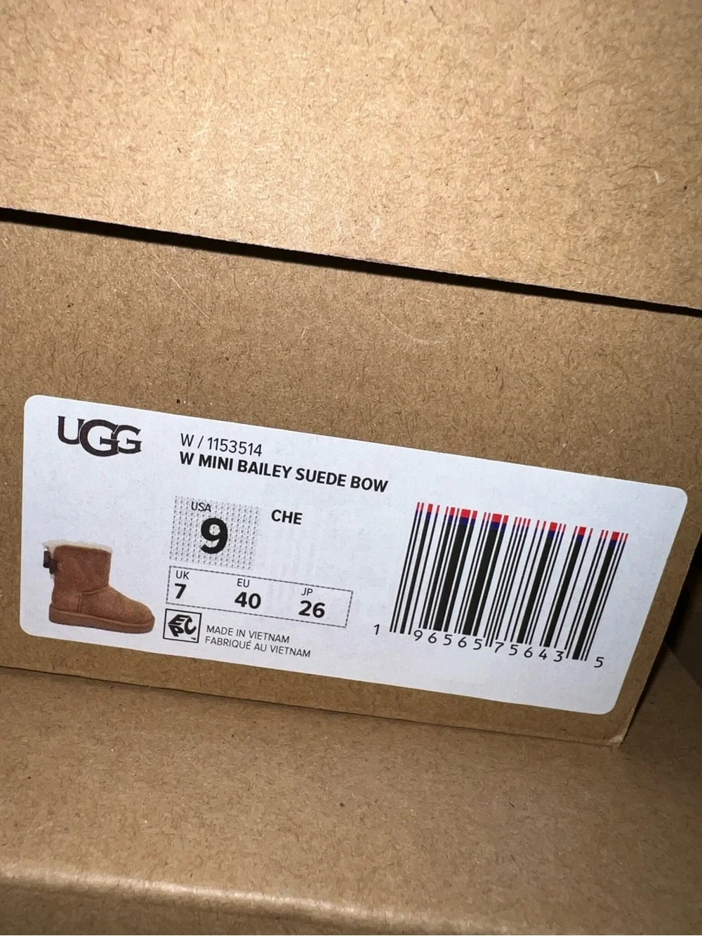 UGG Mini Bailey Suede Bow Boot in Chestnut size 9
